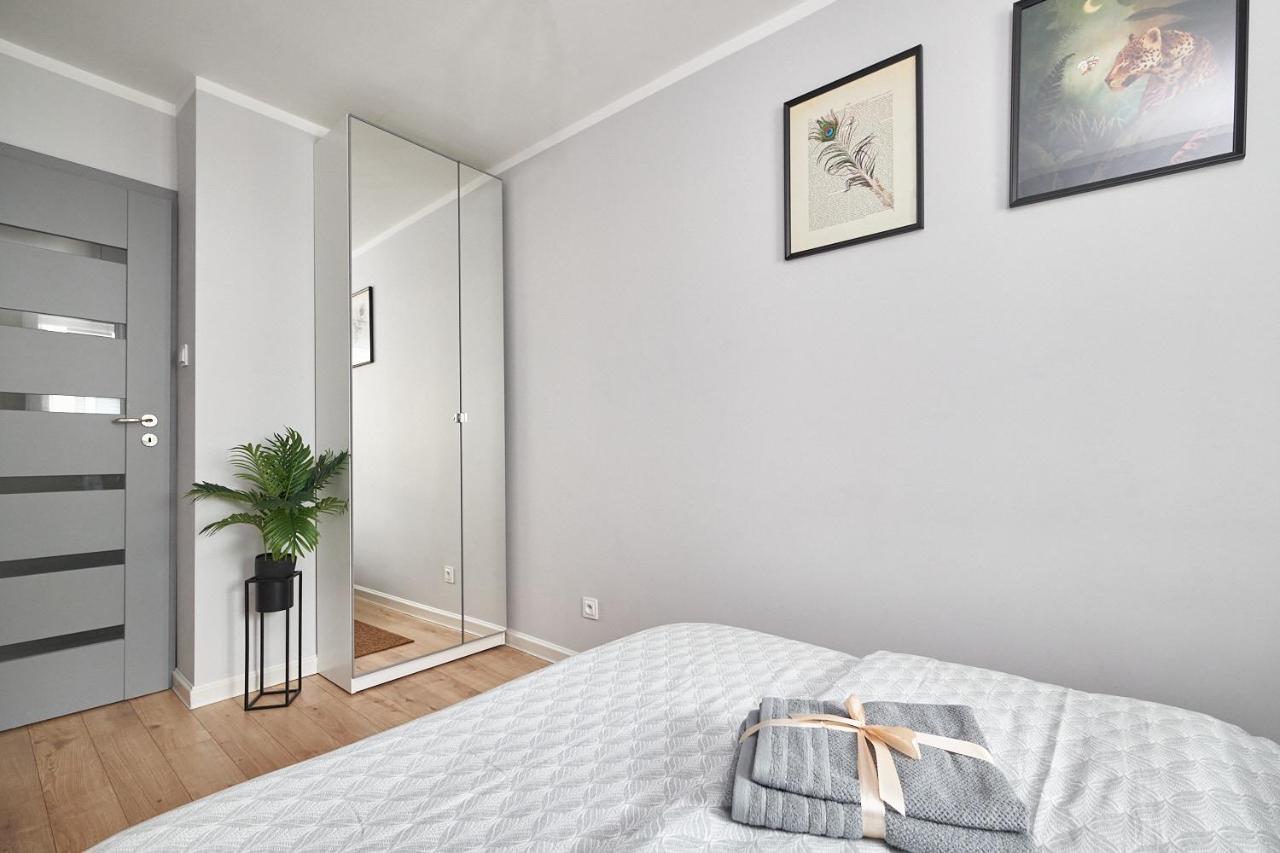 Kuznicza Apartment - 300M Main Square ~ Self Check-In 24H Breslavia Esterno foto